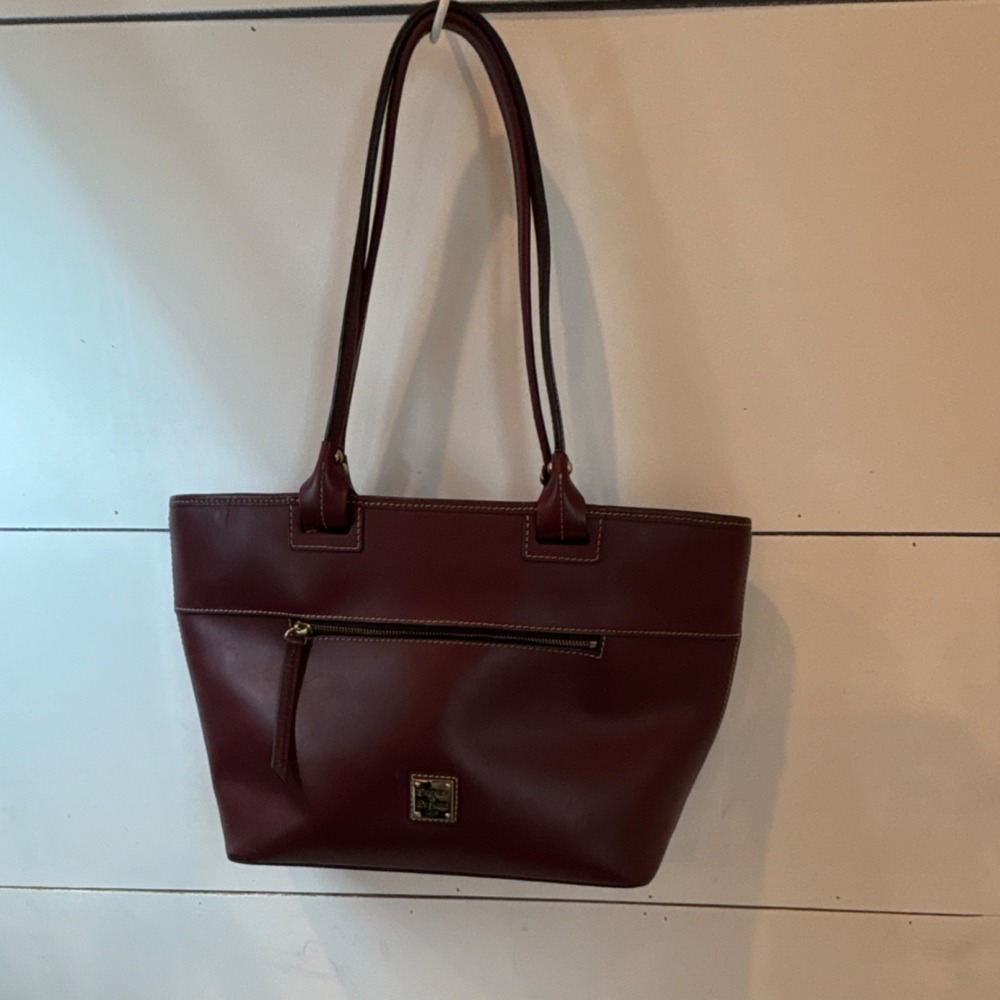 Dooney & Bourke Burgundy Tote Shoulder Bag with Zip Closure and Logo Plaque